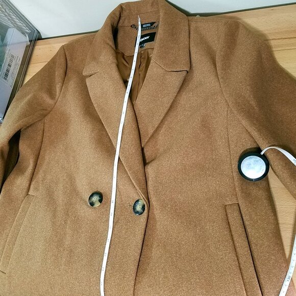 DKNY Women’s Camel Winter Coat – Classic Overcoat Size XLarge NWT!!!! - Picture 5 of 15